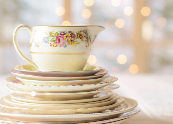 Deluxe Cottage Garden Mystery Gift Box