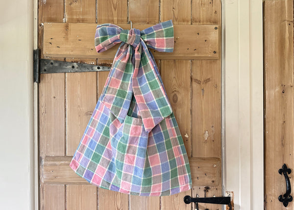 Repurposed Vintage Tablecloth Bow Bag