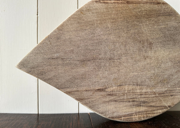 Leaf Shaped Cutting Board