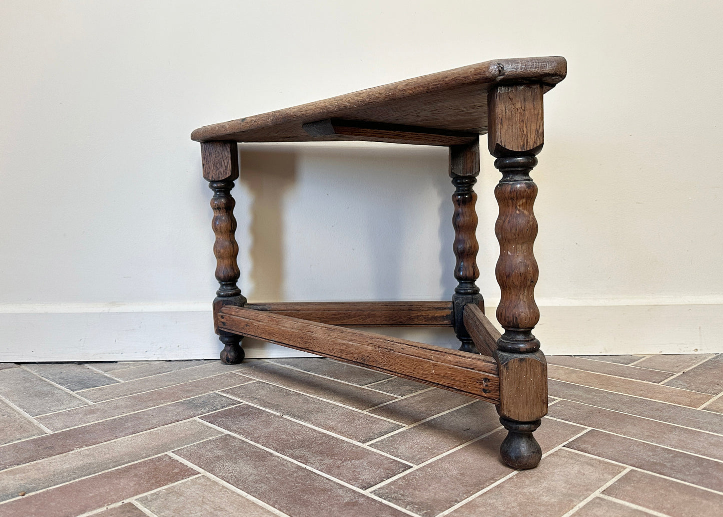 Jointed Oak Corner Table