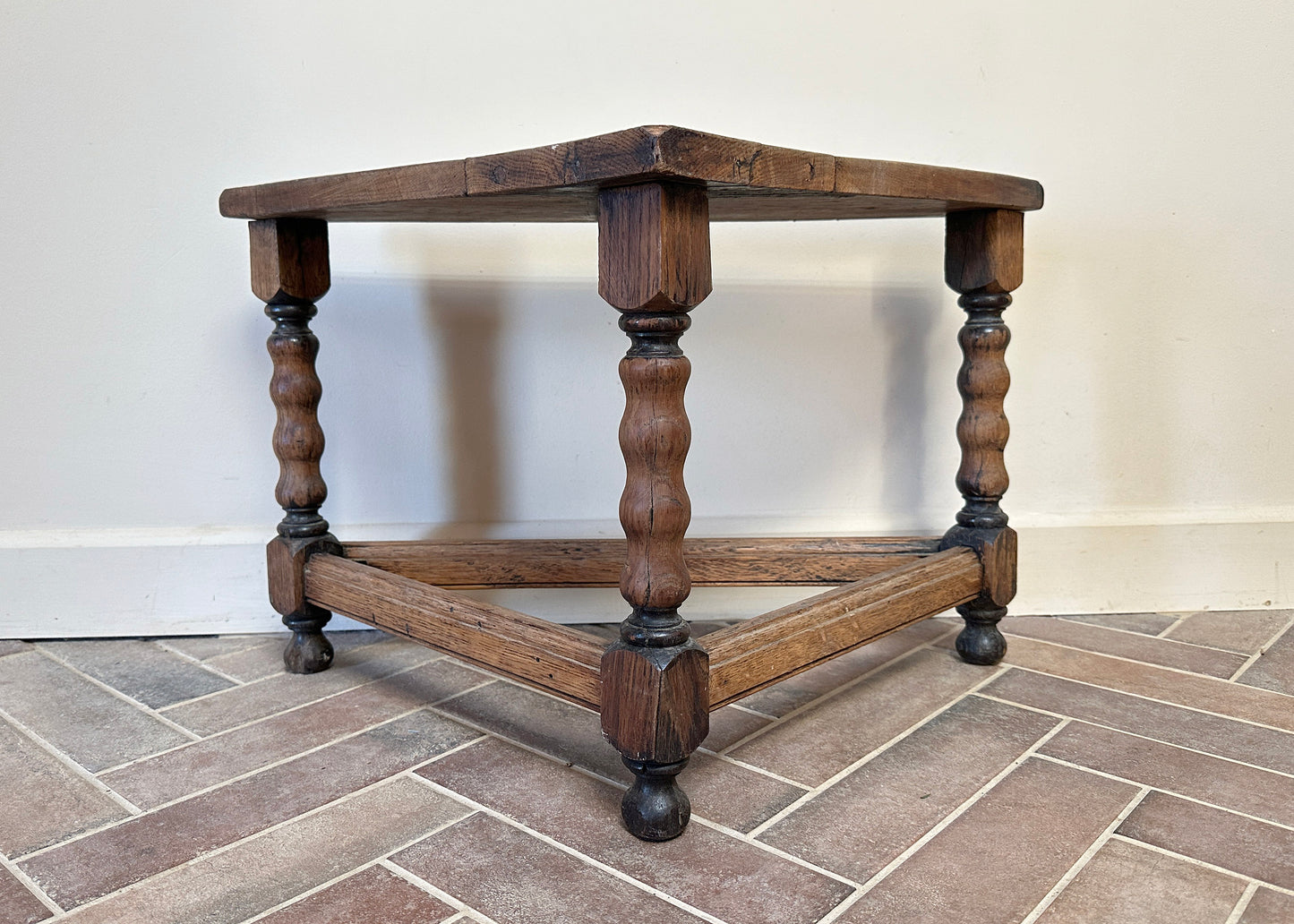 Jointed Oak Corner Table