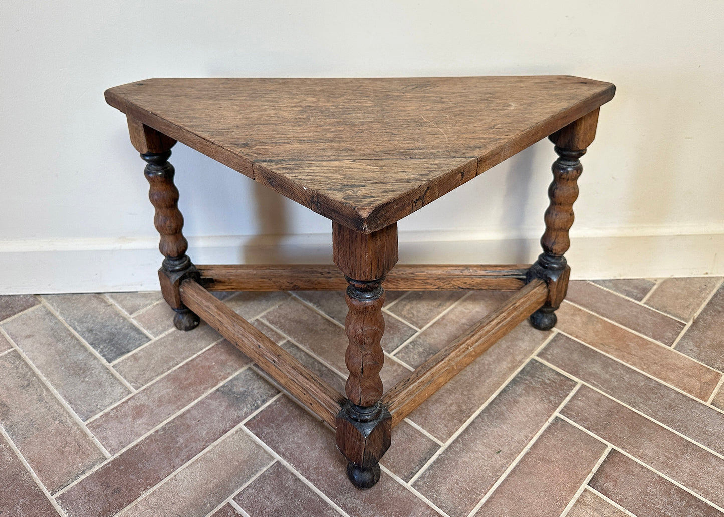 Jointed Oak Corner Table