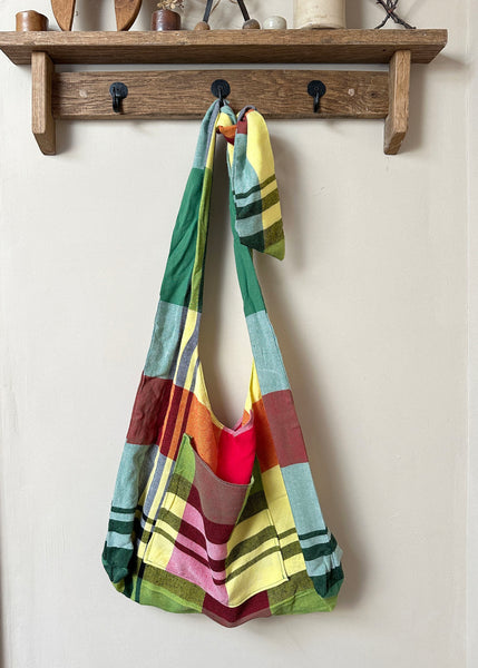 Repurposed Vintage Tablecloth Bow Bag