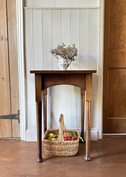 Mahogany Pad Foot Side Table