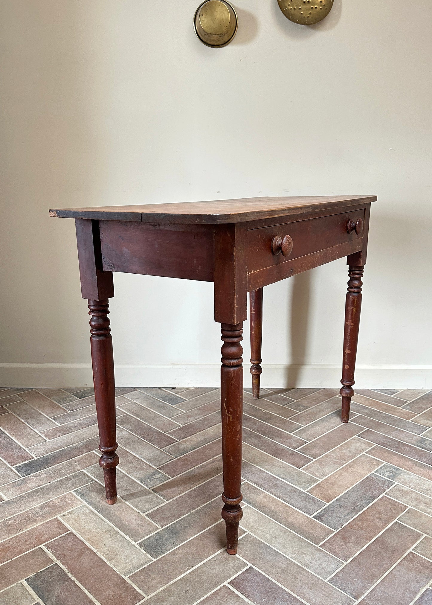 Pine Side Table, Timeworn Paint
