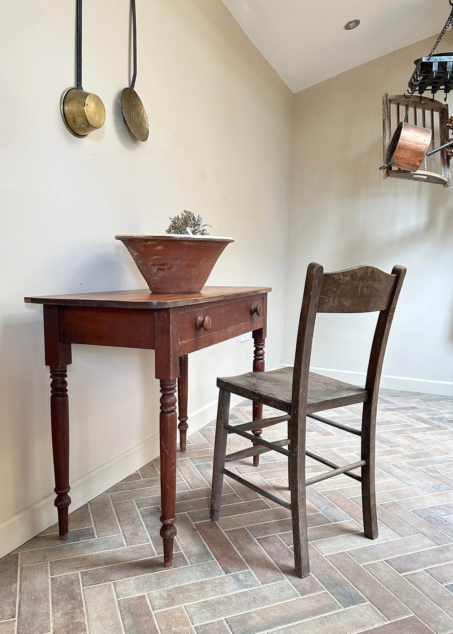 Pine Side Table, Timeworn Paint
