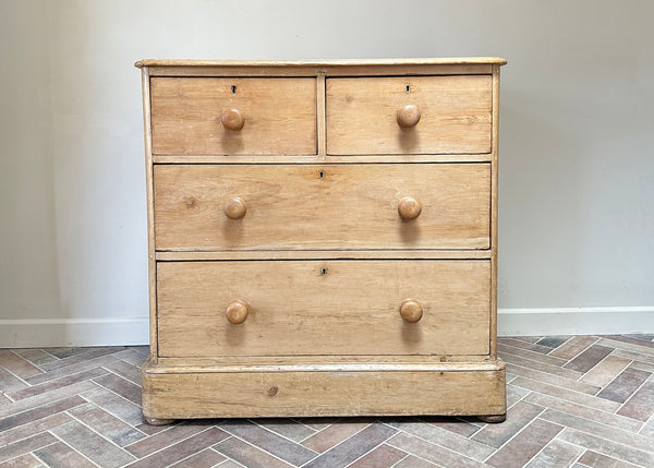 Victorian Pine Chest of Drawers