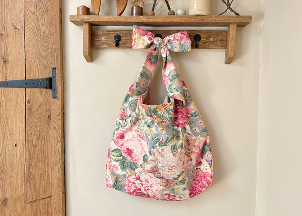 Sanderson Bow Shoulder Bag- Slouchy Tote