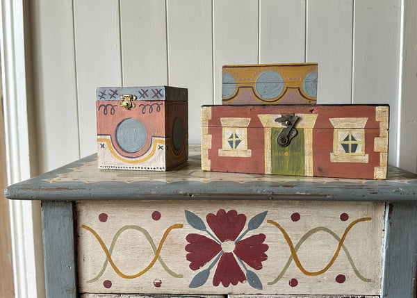 Painted Georgian House Box