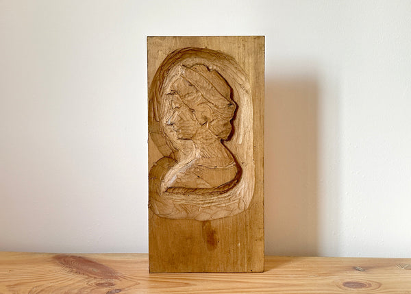 Queen Elizabeth Profile Carving