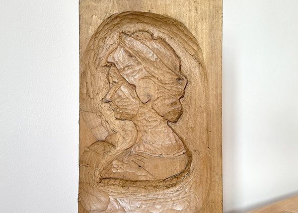 Queen Elizabeth Profile Carving