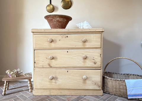 Victorian Pine Chest of Drawers