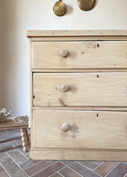 Victorian Pine Chest of Drawers