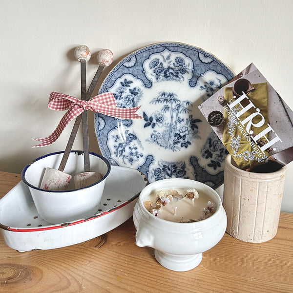 Silver Country Home Mystery Gift Box