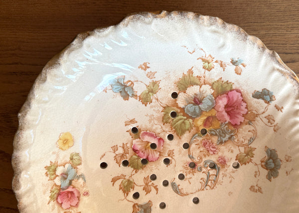 Ceramic Berry Bowl Strainer