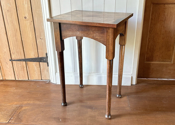 Mahogany Pad Foot Side Table