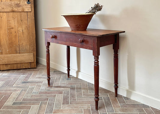 Pine Side Table, Timeworn Paint