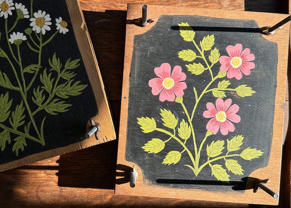 Painted Wooden Flower Press - Pink Wild Rose