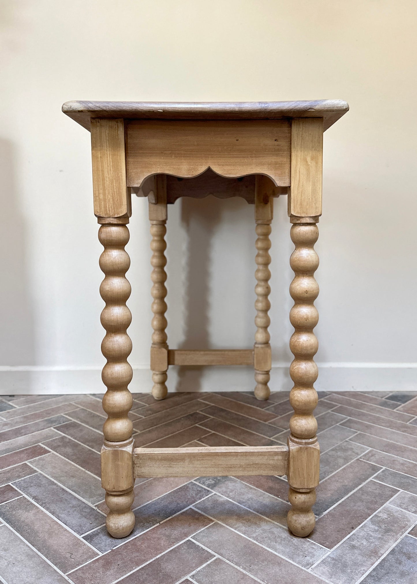 French Bobbin Leg Side Table