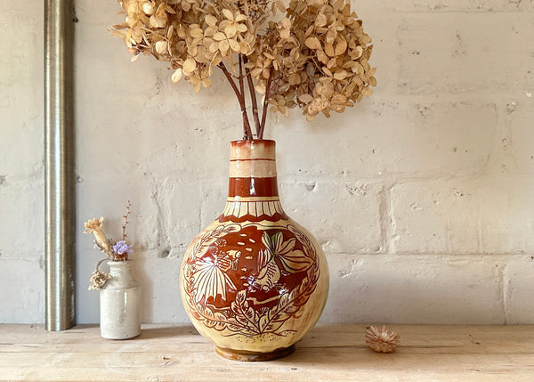 Sciraffigo Pottery Stem Vase