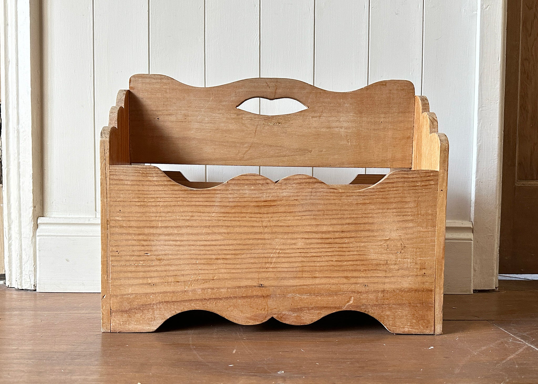 Pine Magazine Rack