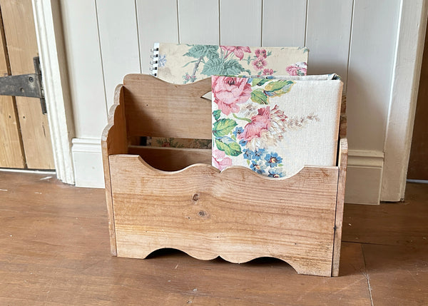 Pine Magazine Rack