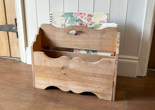 Pine Magazine Rack