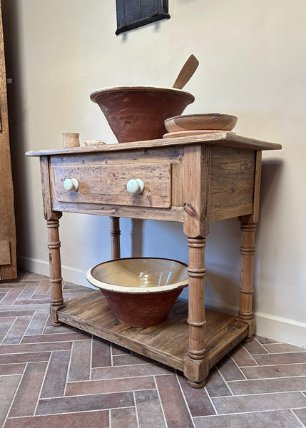 Rustic Pine Drapers Table