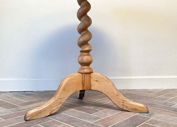 Pine Barley Twist Table