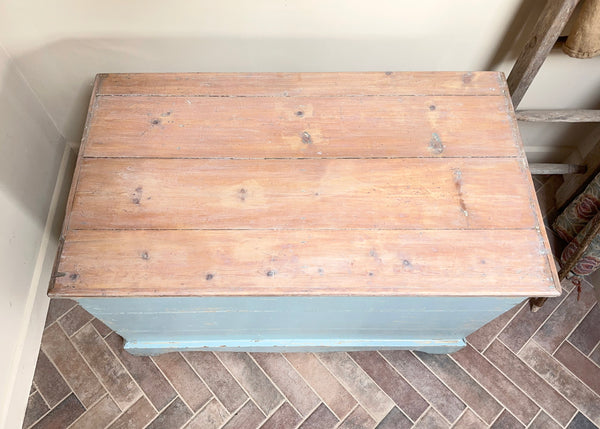 Pine Blanket Box