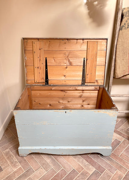 Pine Blanket Box