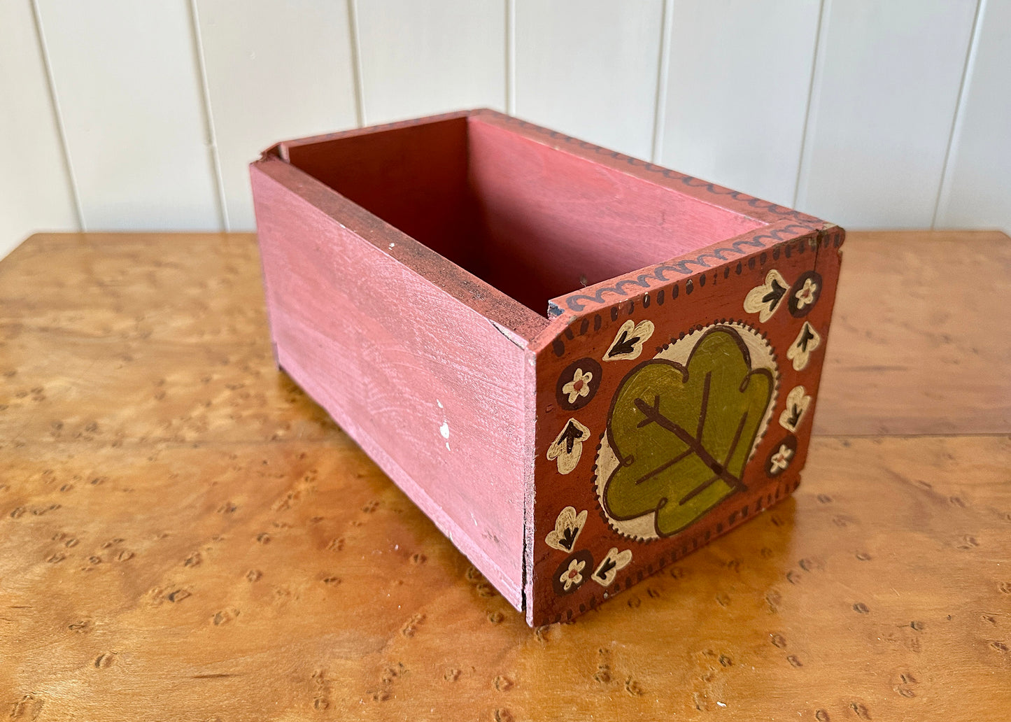 Oak Leaves - Painted Wooden Drawer