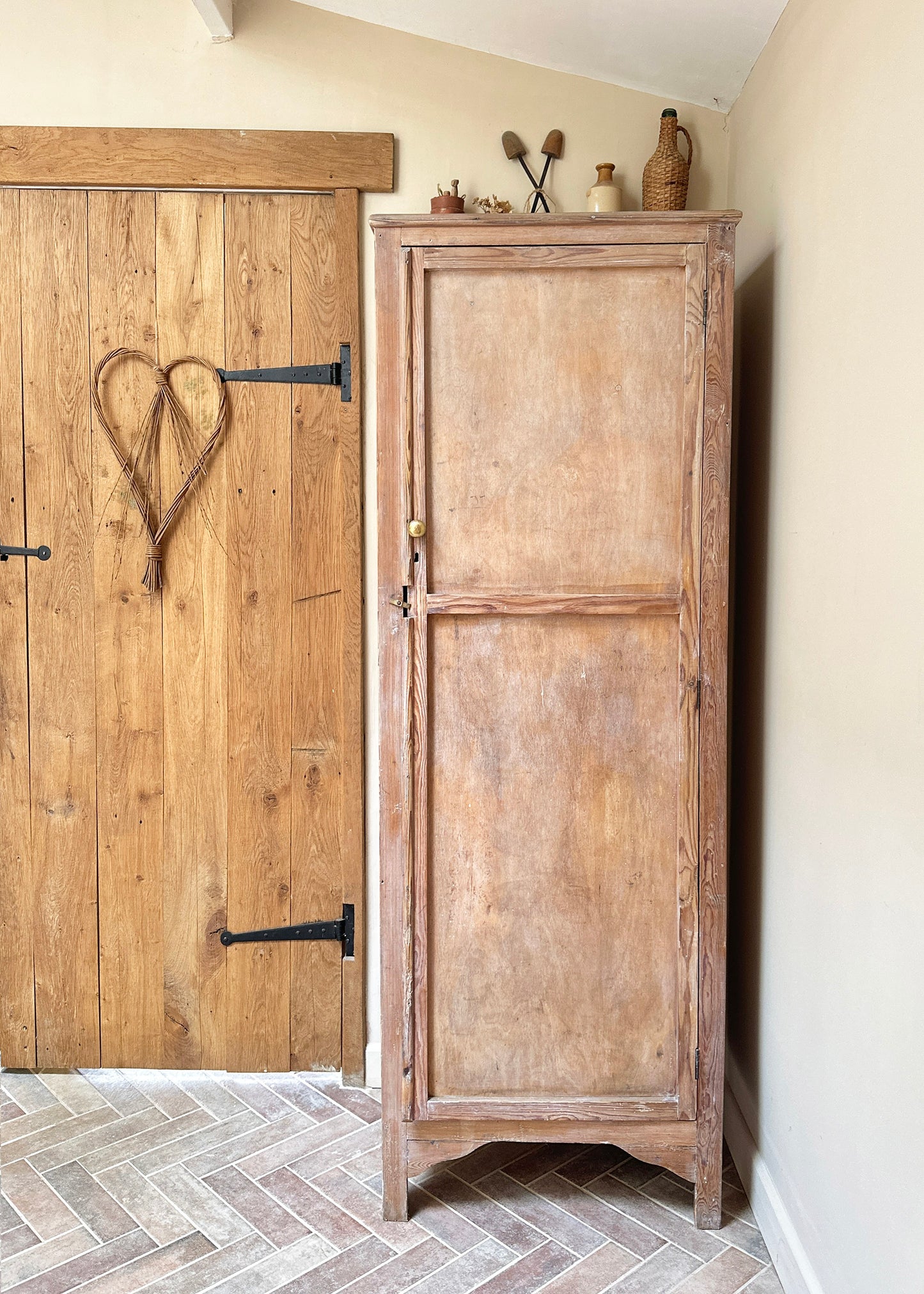 Freestanding Kitchen Larder Cupboard