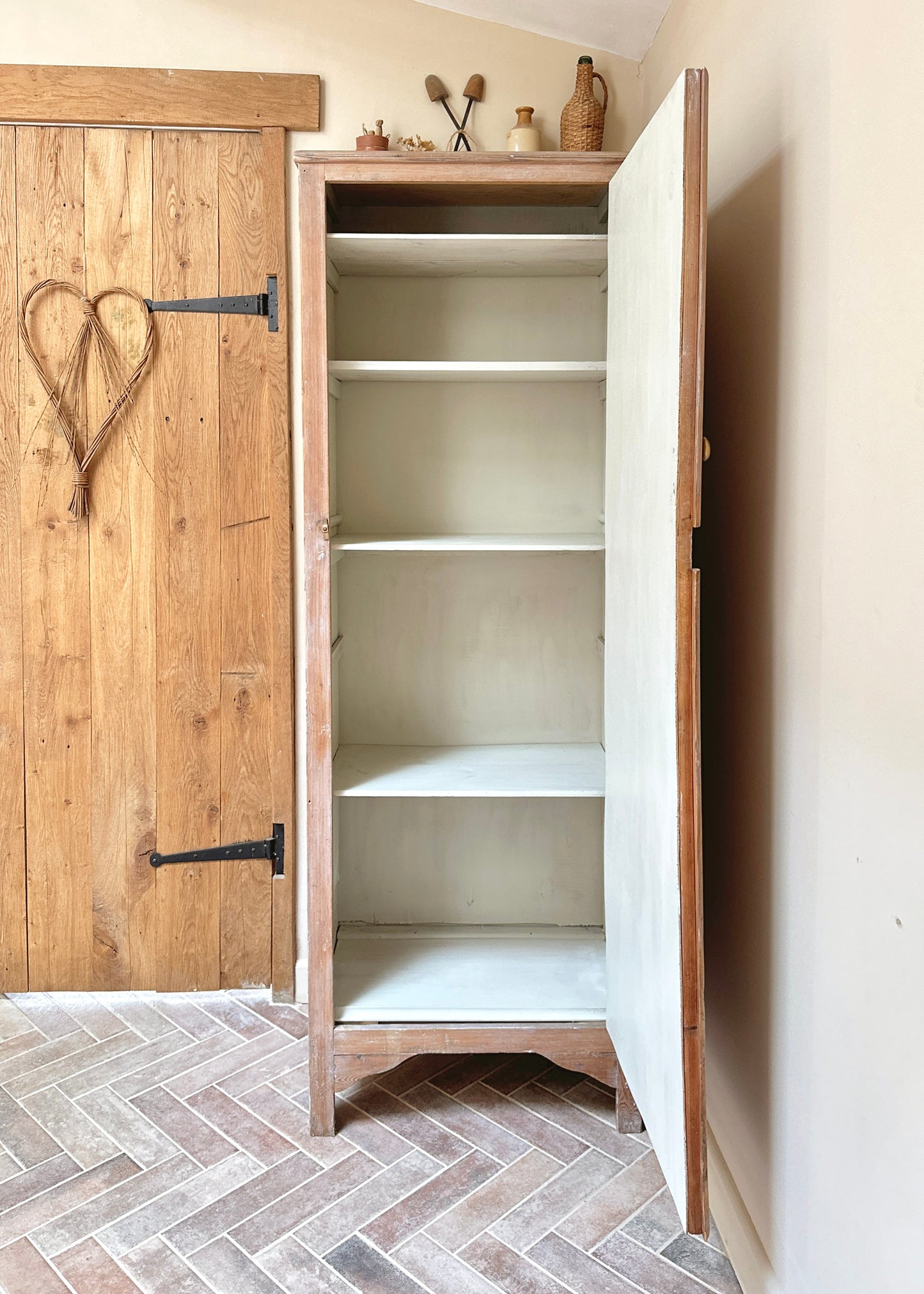 Freestanding Kitchen Larder Cupboard