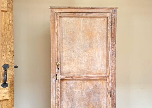 Freestanding Kitchen Larder Cupboard