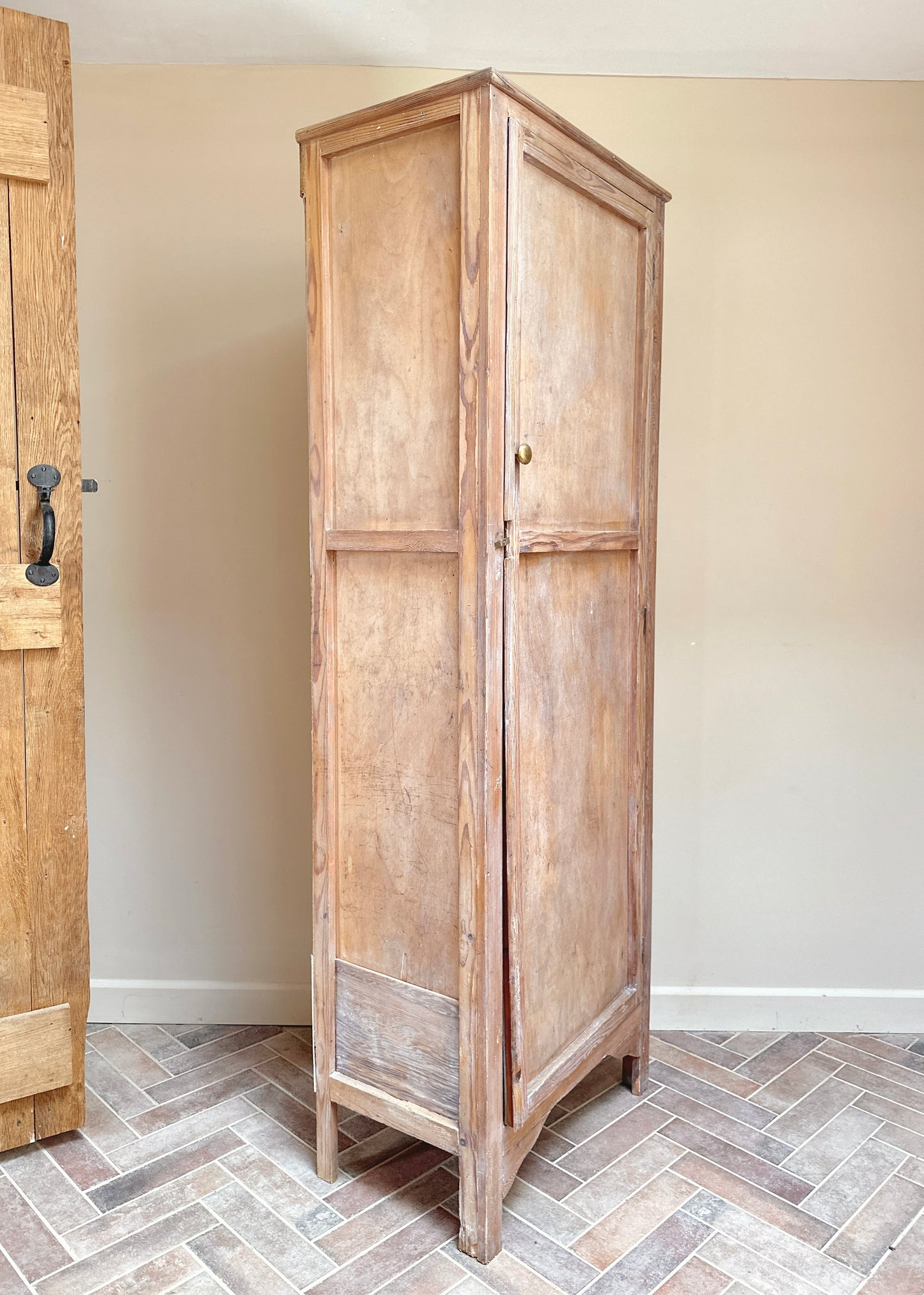 Freestanding Kitchen Larder Cupboard