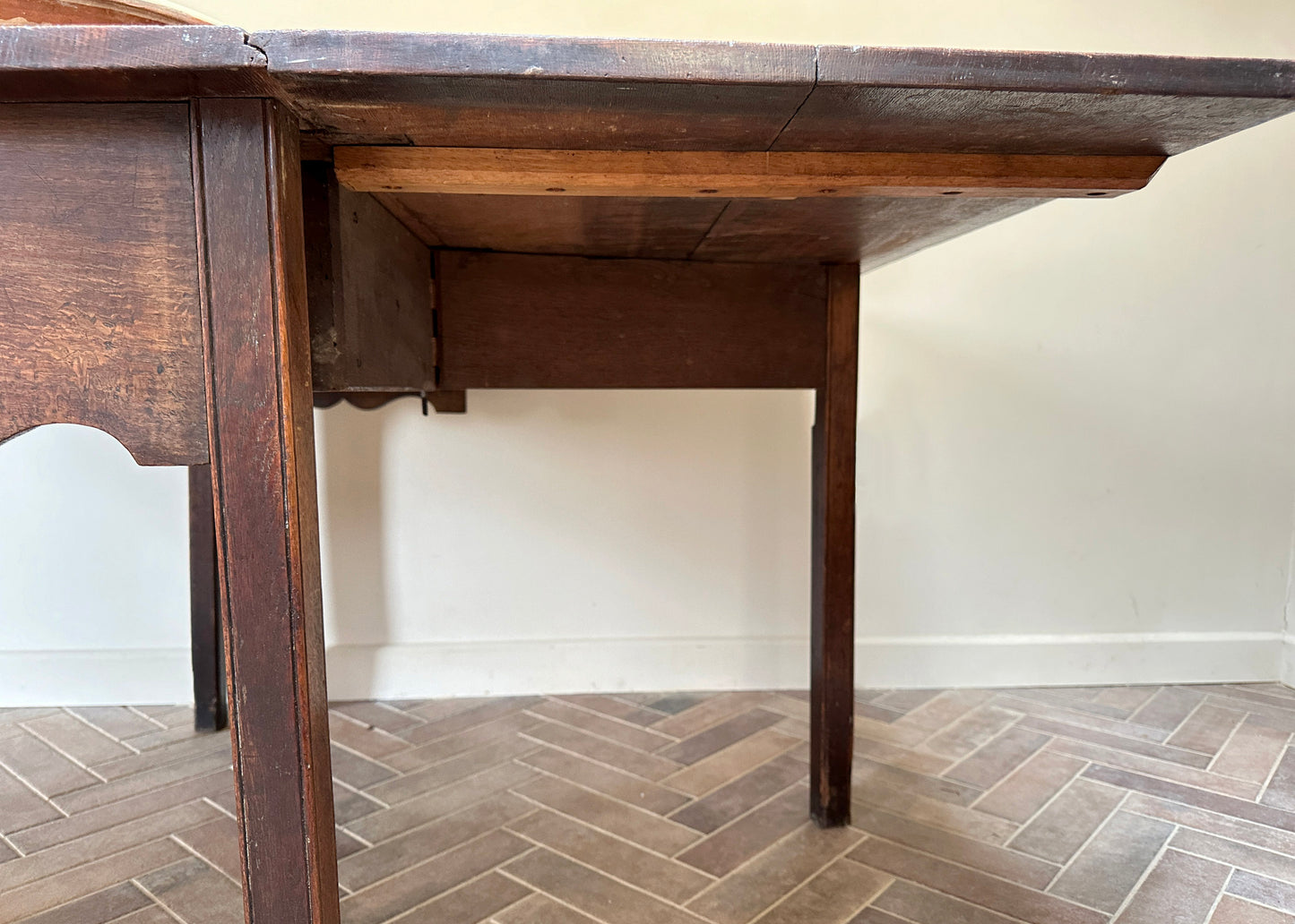 Georgian Drop Leaf Dining Table