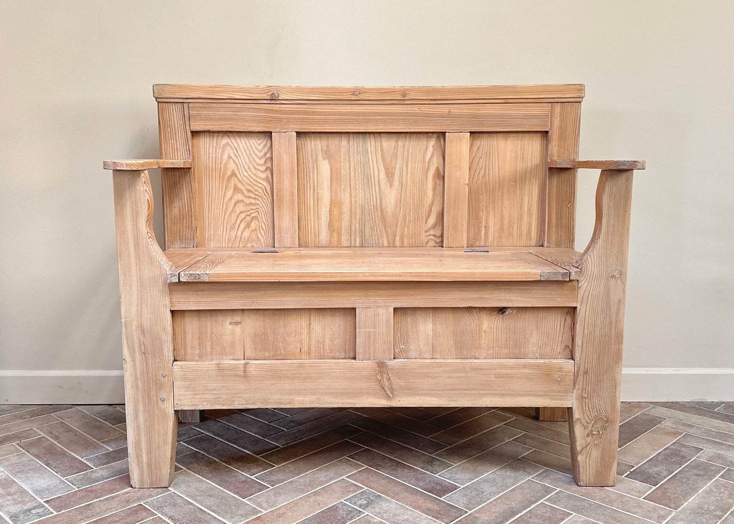 Pitch Pine Box Bench