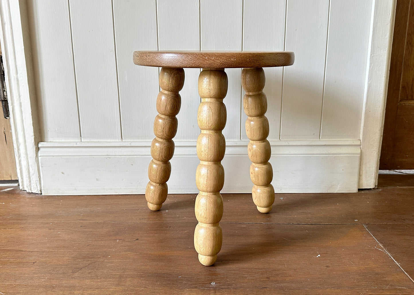 Bobbin Leg Milk Stool