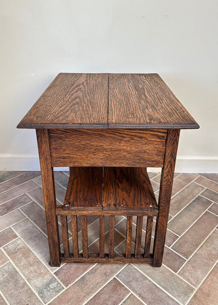 Arts & Crafts Oak Table