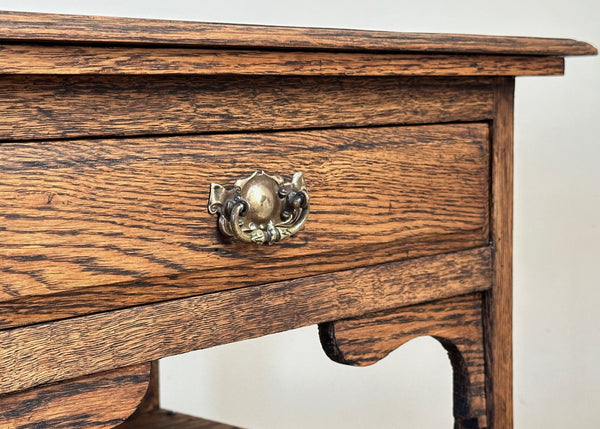 Arts & Crafts Oak Table